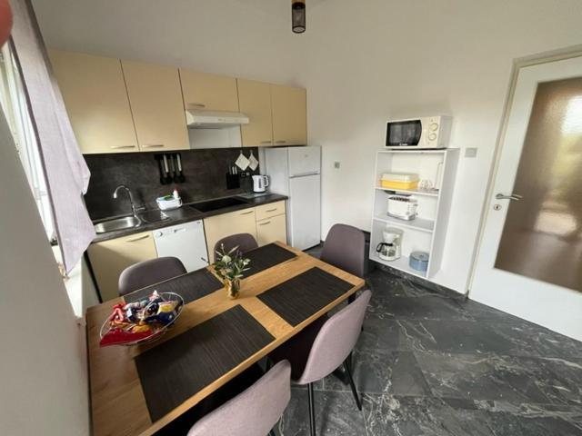 Apartman Laura Dramalj Kamer foto